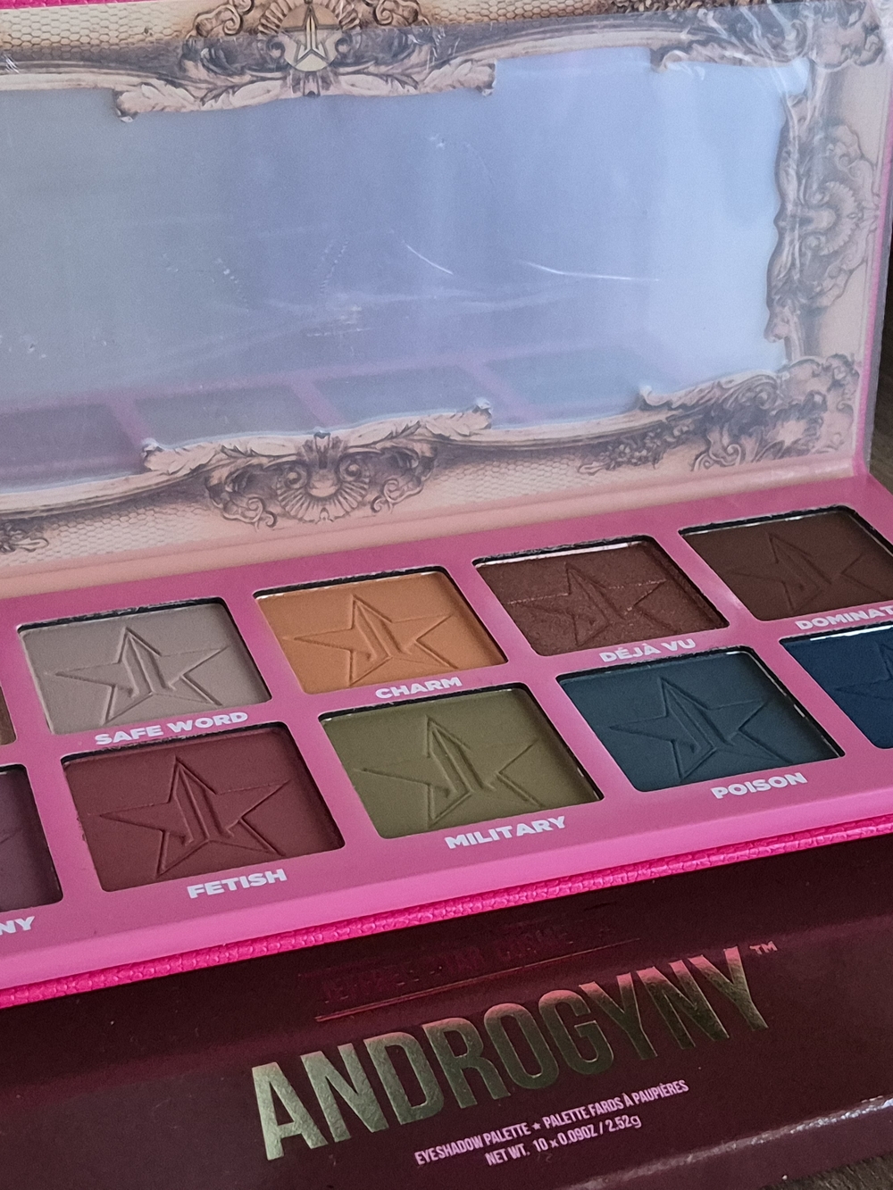 Jeffree Star Androgyny Eyeshadow Palette – pink, tan, brown, green, teal